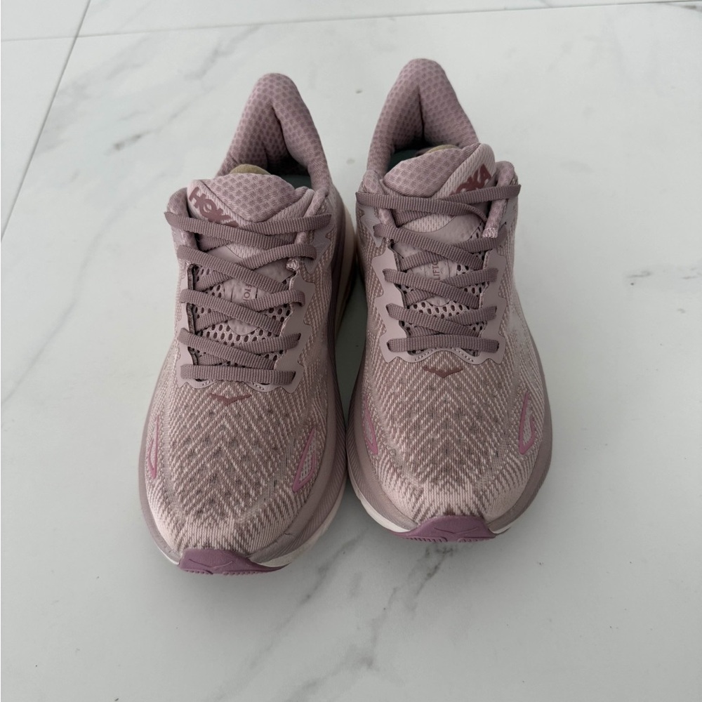 Hoka One Clifton 9 Women’s Running Shoe size 6B, 6.5B, 7B, 7.5B - Picture 2 of 5